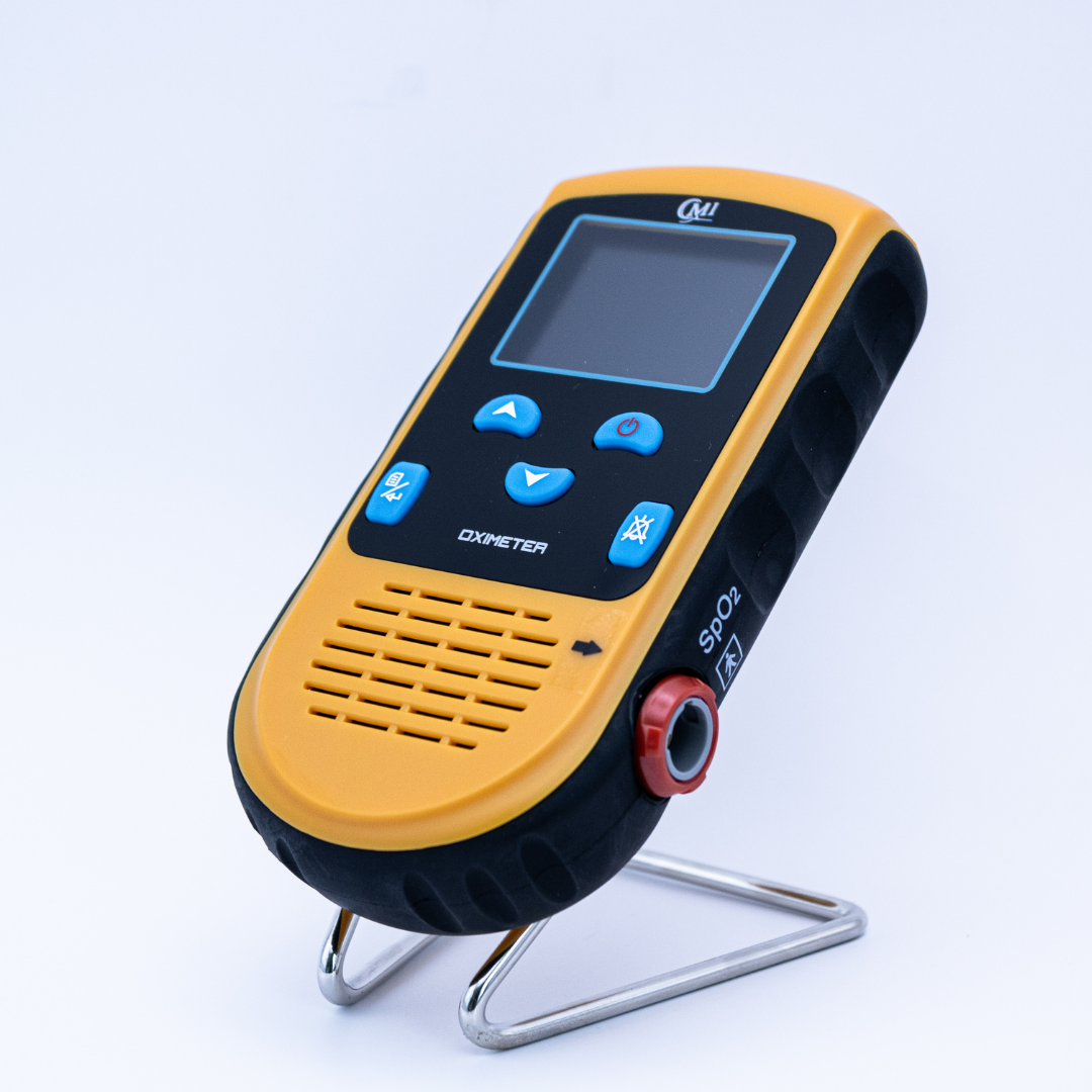 Rechargeable | Handheld Oximeter PC-66L with Pediatric Sensor